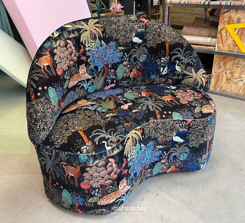 Fauteuil tapissier Pierre Frey