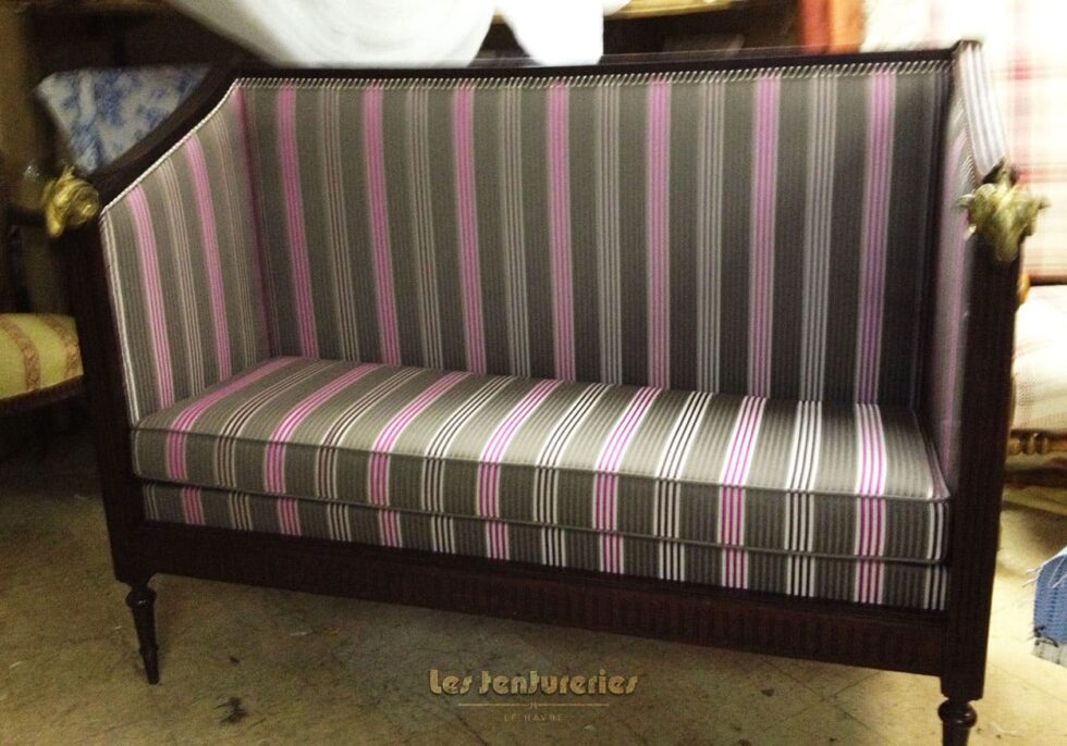 Fauteuil deux places tapissier